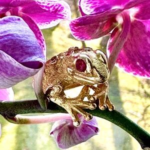 18K Authentic Zadora Frog Ring Womens SZ 6